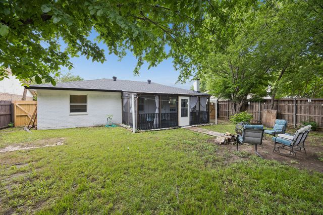 6649 Fair Meadows Drive, Watauga, TX 76148