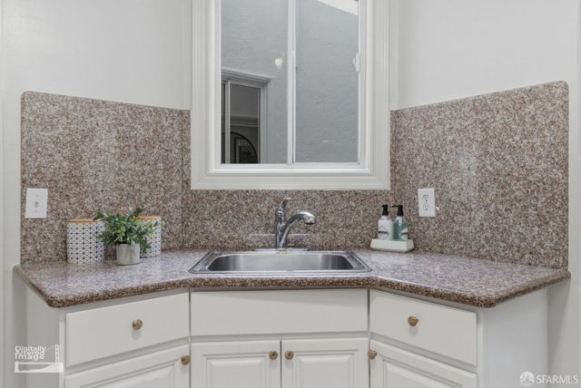 2115 20th Avenue, San Francisco, CA 94116