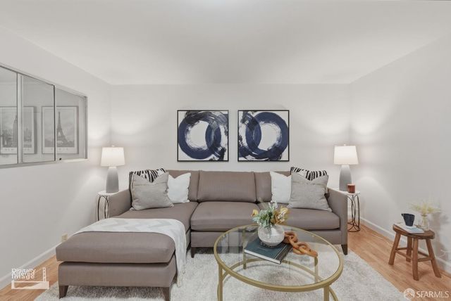 2115 20th Avenue, San Francisco, CA 94116