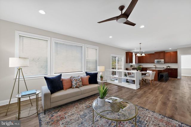 208 LIBERTY CIR, East Fallowfield Township, PA 19320