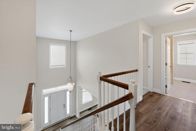 208 LIBERTY CIR, East Fallowfield Township, PA 19320