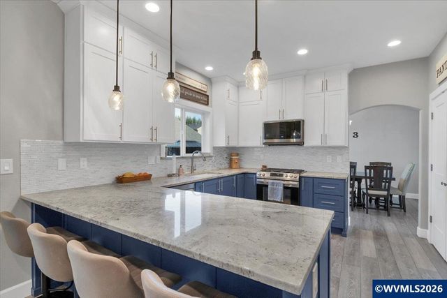 4985 Ward Dr NE, Salem, OR 97305