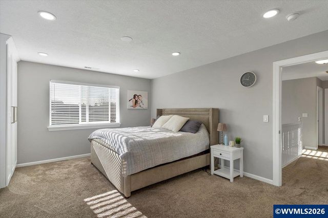 4985 Ward Dr NE, Salem, OR 97305