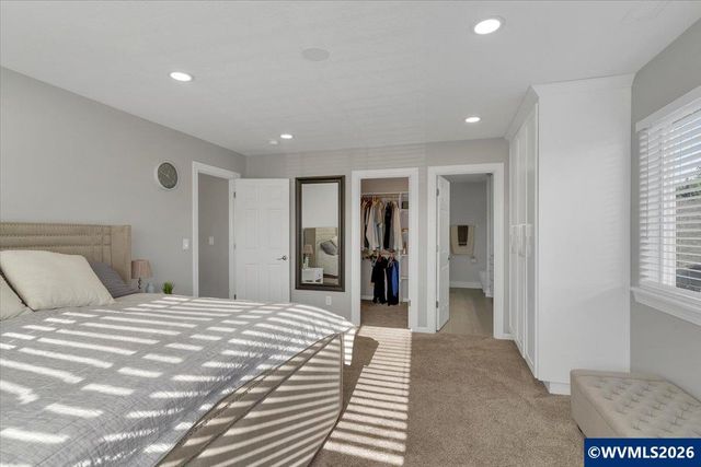 4985 Ward Dr NE, Salem, OR 97305