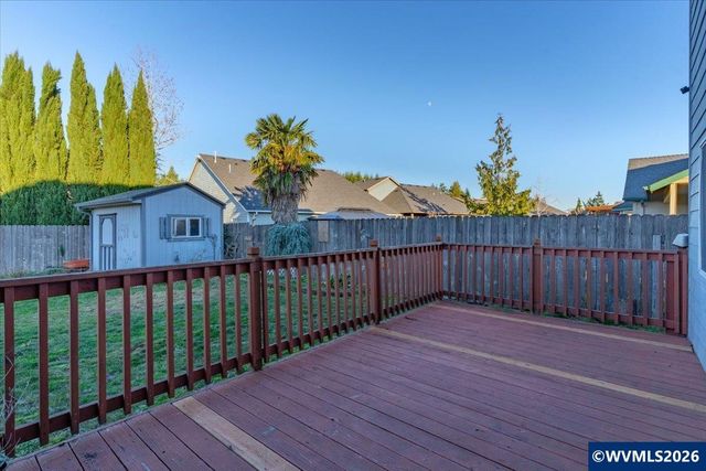 4985 Ward Dr NE, Salem, OR 97305