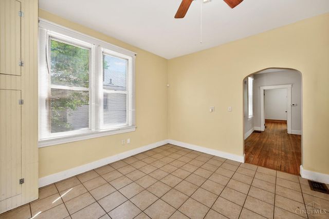 668 Elliott Avenue, Arlington Heights, OH 45215