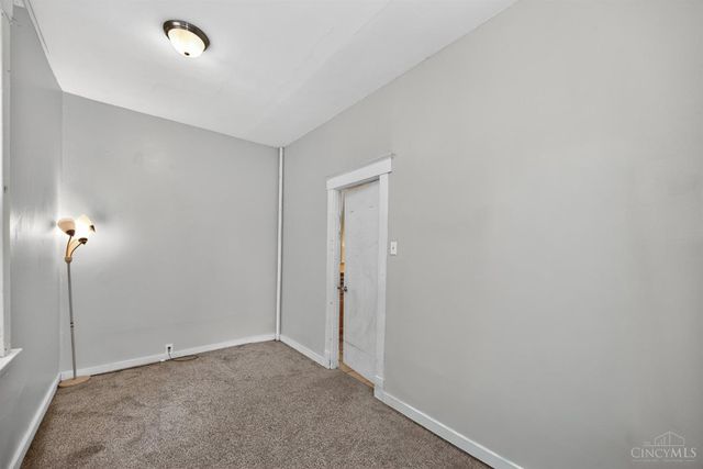 668 Elliott Avenue, Arlington Heights, OH 45215