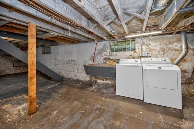 668 Elliott Avenue, Arlington Heights, OH 45215