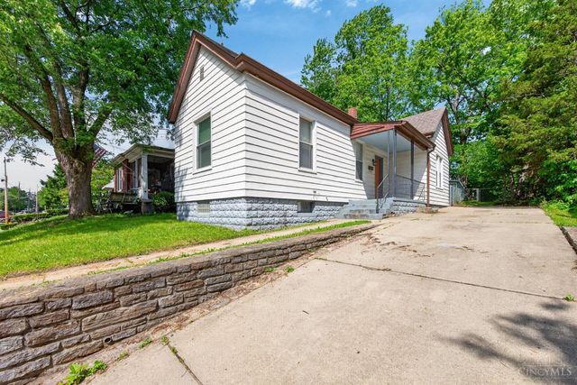 668 Elliott Avenue, Arlington Heights, OH 45215