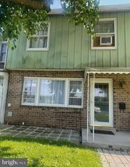 206 MAPLE STREET, Lebanon, PA 17046