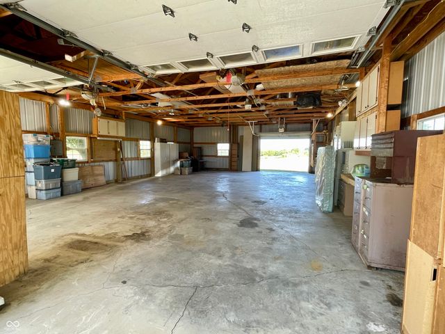 164 W 1450 N, Summitville, IN 46070