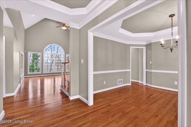 7911 Princess Wood Ct, Louisville, KY 40214