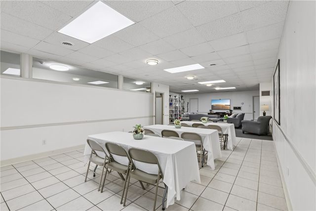 5 Bayard Rd 102, Shadyside, PA 15213