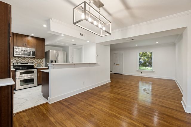 6490 Bordeaux Avenue, Dallas, TX 75209