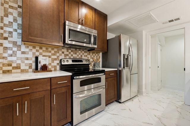6490 Bordeaux Avenue, Dallas, TX 75209