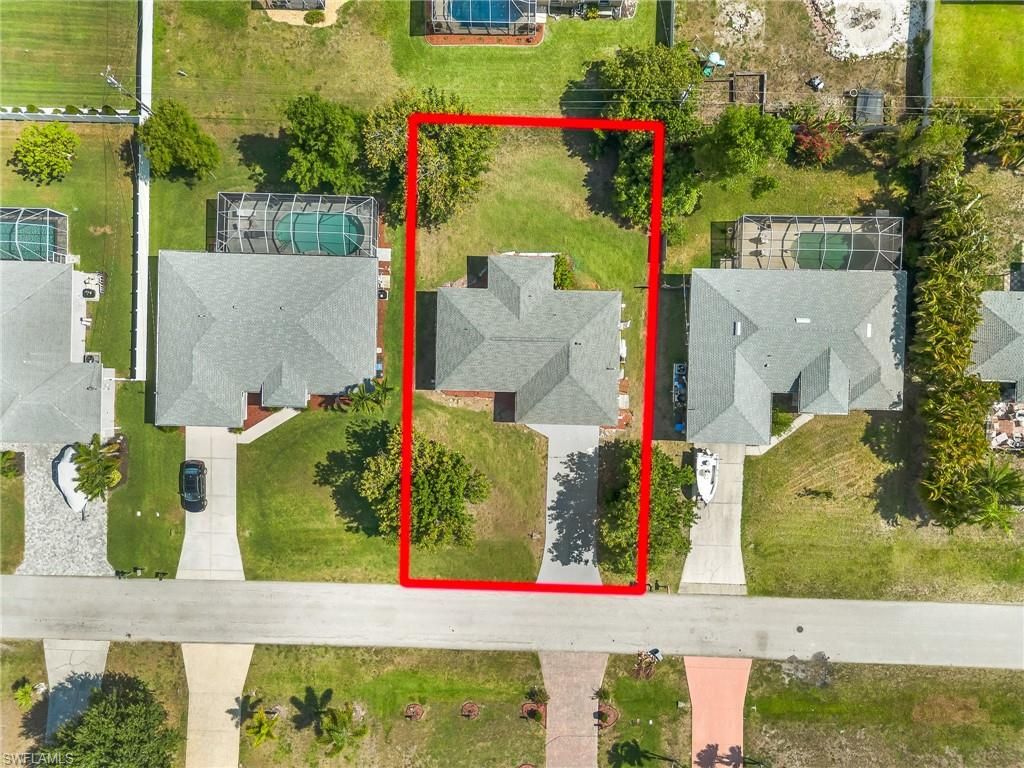 930 SW 34th ST, CAPE CORAL, FL 33914 — photo 5