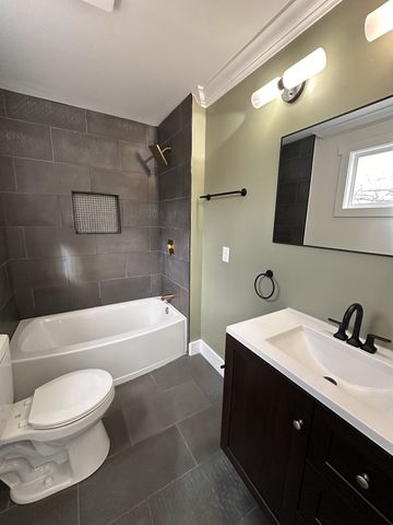 215 W End Ave, Mcminnville, TN 37110