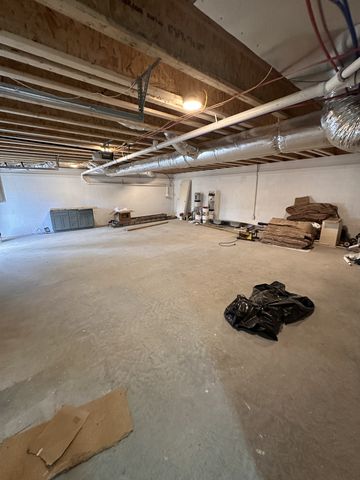 215 W End Ave, Mcminnville, TN 37110