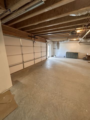 215 W End Ave, Mcminnville, TN 37110