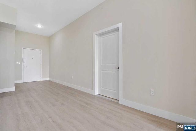 527-535 Union Avenue 2E, Belleville, NJ 07109