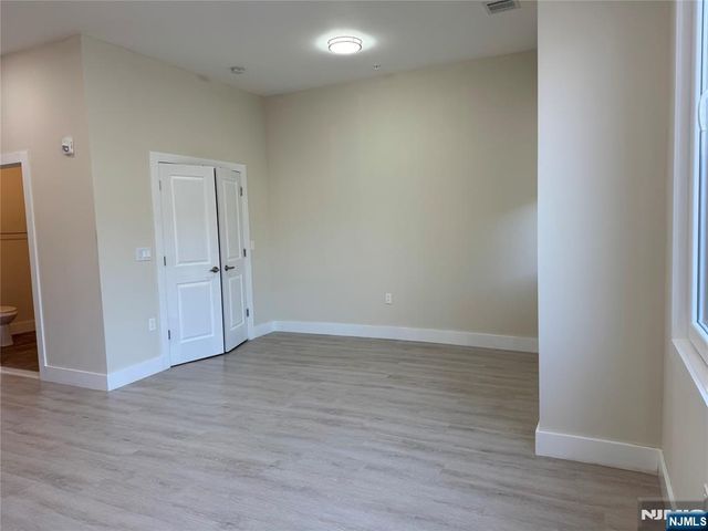 527-535 Union Avenue 2E, Belleville, NJ 07109