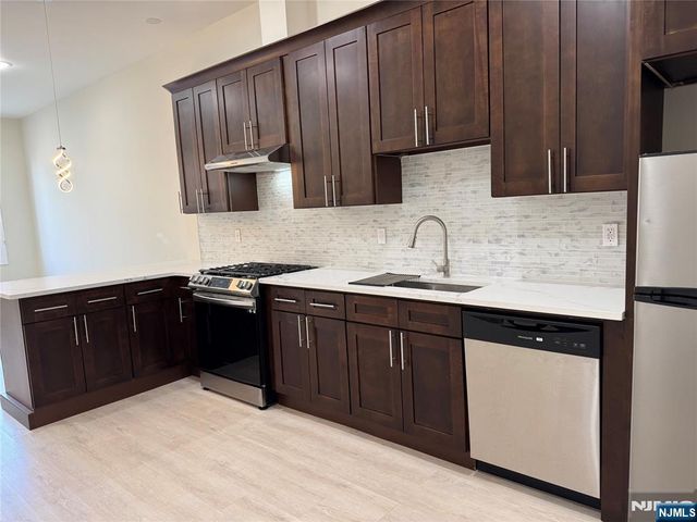 527-535 Union Avenue 2E, Belleville, NJ 07109