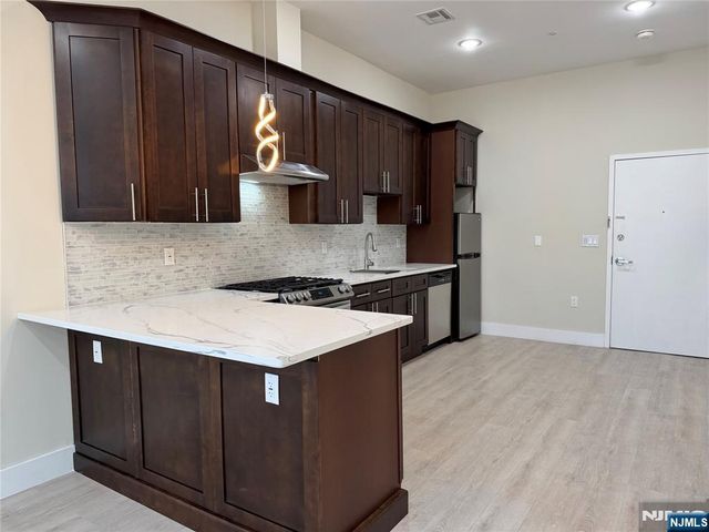 527-535 Union Avenue 2E, Belleville, NJ 07109