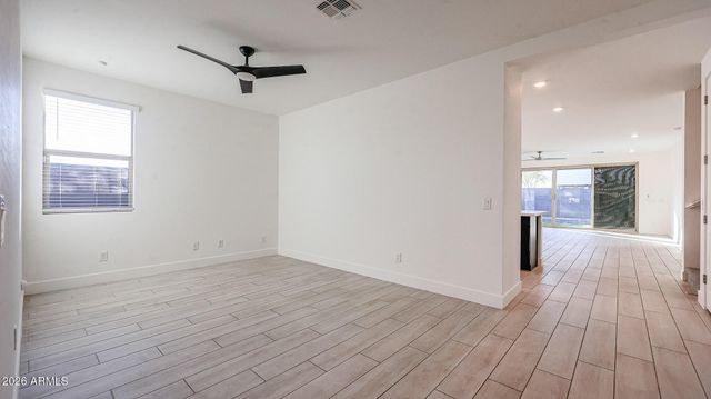 11663 W LUXTON Lane, Avondale, AZ 85323