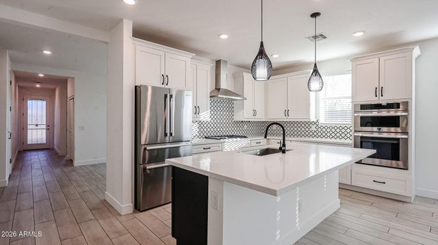 11663 W LUXTON Lane, Avondale, AZ 85323