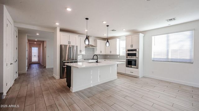 11663 W LUXTON Lane, Avondale, AZ 85323