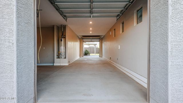 11663 W LUXTON Lane, Avondale, AZ 85323