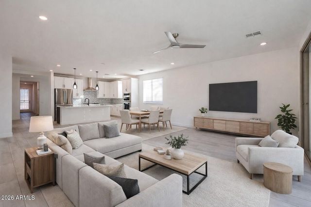 11663 W LUXTON Lane, Avondale, AZ 85323