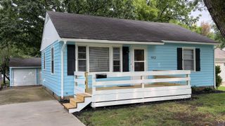 912 SW Frazier AVE, Topeka, KS 66606