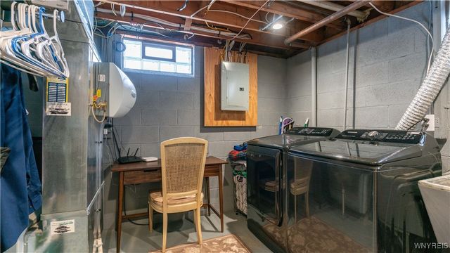 124 Dartwood Drive, Cheektowaga, NY 14227