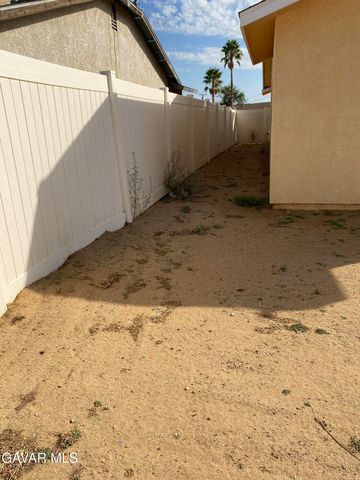 8648 Lime Avenue, California City, CA 93505