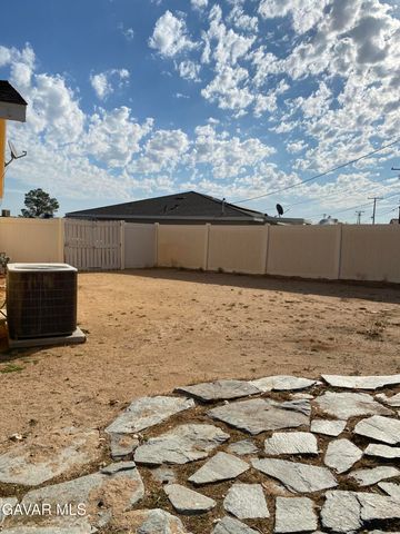 8648 Lime Avenue, California City, CA 93505