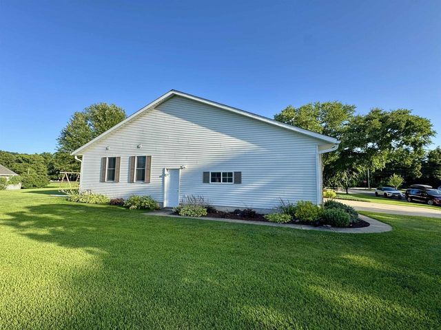 1107 Yahn Avenue, Boscobel, WI 53805