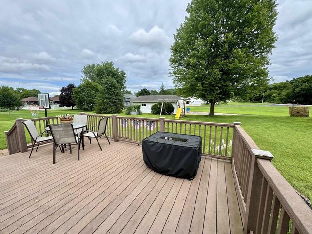 1107 Yahn Avenue, Boscobel, WI 53805