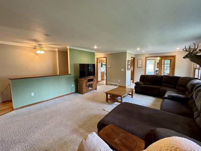 1107 Yahn Avenue, Boscobel, WI 53805