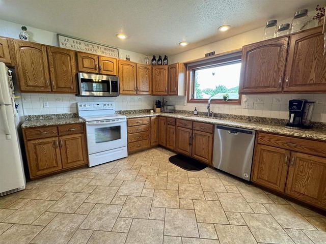 1107 Yahn Avenue, Boscobel, WI 53805