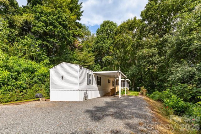 48 Melissa Lane, Leicester, NC 28748