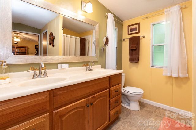 48 Melissa Lane, Leicester, NC 28748