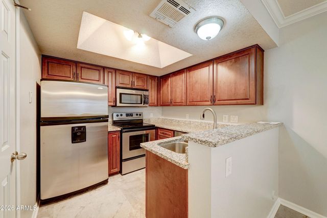 1720 E THUNDERBIRD Road 1014, Phoenix, AZ 85022