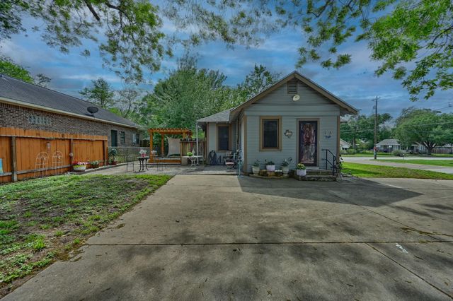 1501 S Austin Street, Brenham, TX 77833