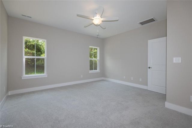1737 OLD FIELDS Boulevard, Haw River, NC 27258
