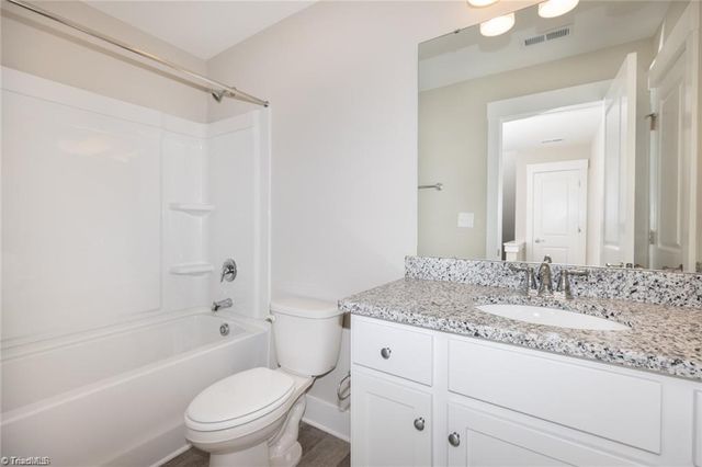 1737 OLD FIELDS Boulevard, Haw River, NC 27258