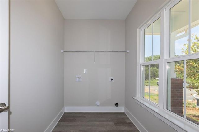 1737 OLD FIELDS Boulevard, Haw River, NC 27258