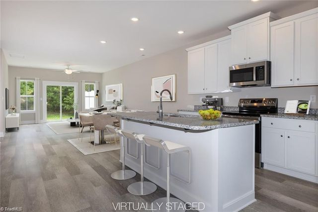 1737 OLD FIELDS Boulevard, Haw River, NC 27258