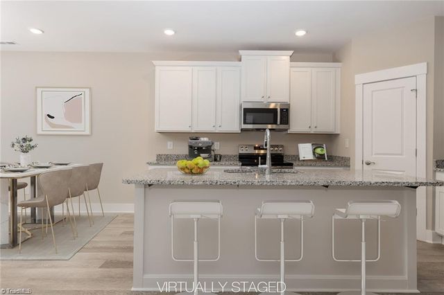 1737 OLD FIELDS Boulevard, Haw River, NC 27258