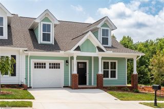 1737 OLD FIELDS Boulevard, Haw River, NC 27258